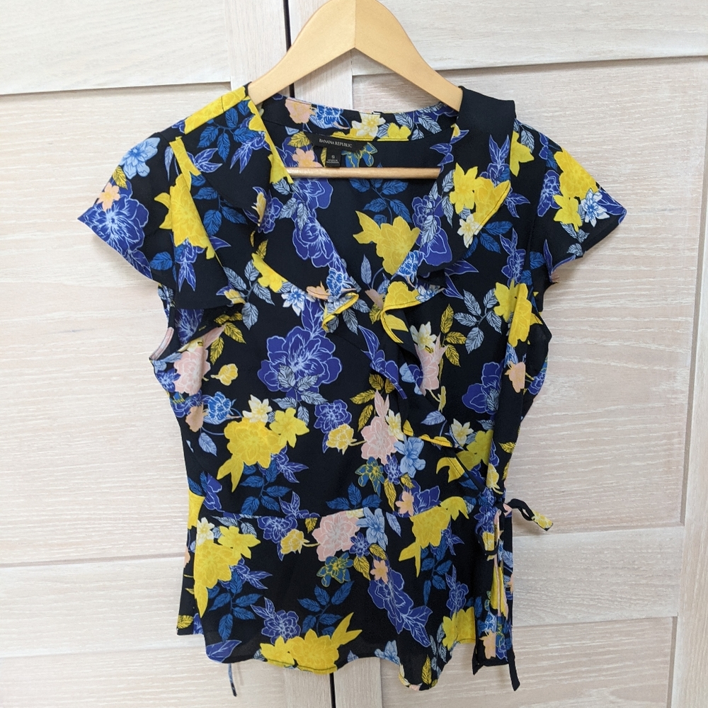 Banana Republic Wrap Blouse, Size Small